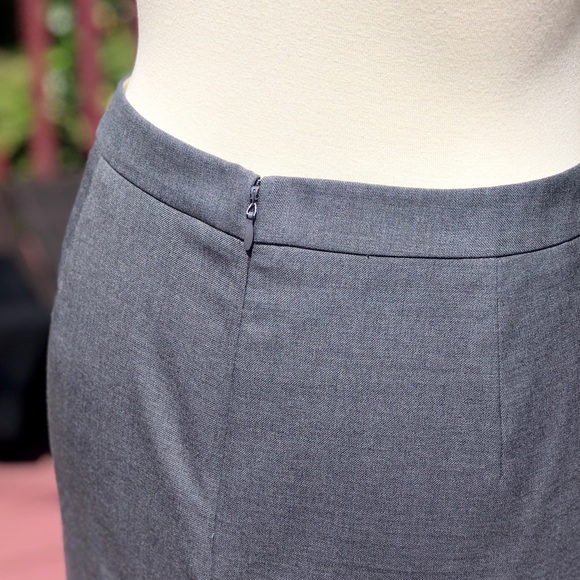 J.Crew No.2 Pencil Skirt in Italian Wool Sz 6 - Picture 2 of 5